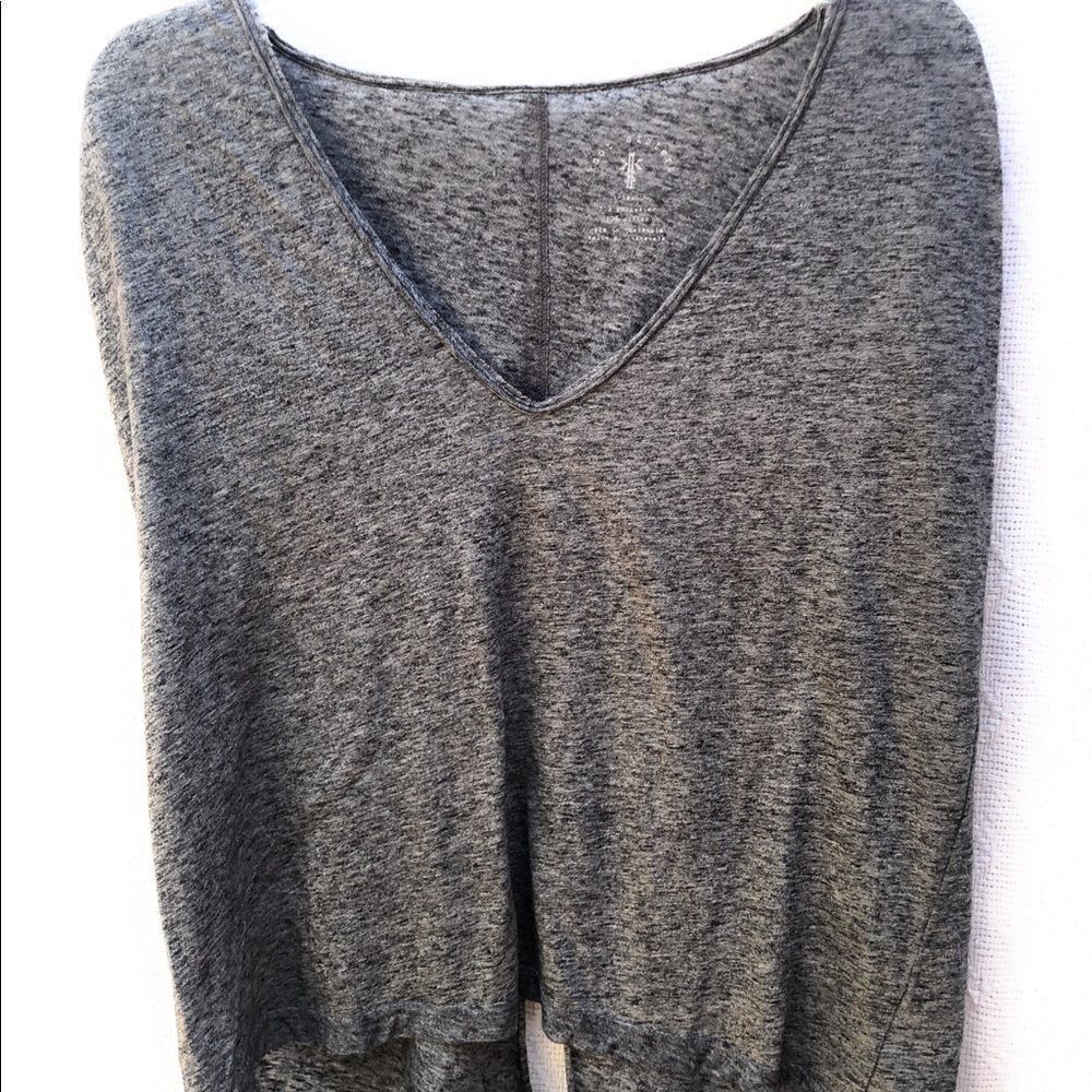 Knot Sisters Heather‎ Gray Shirt